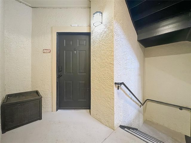 107 VISTA VERDI CIRCLE 205, Lake Mary, FL 32746