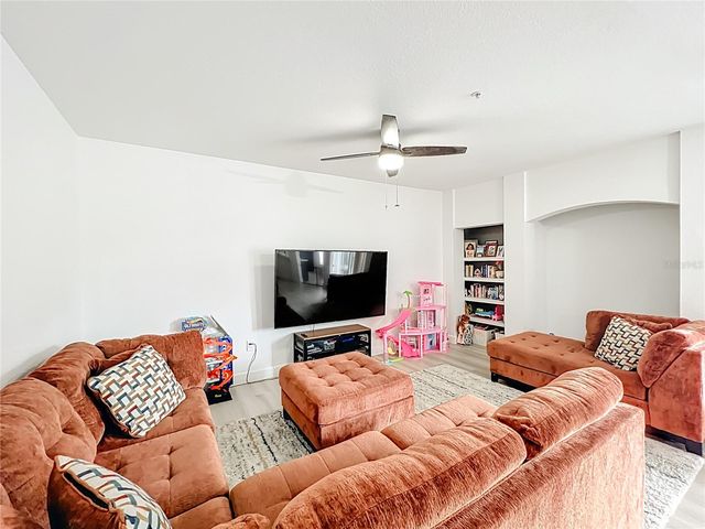 107 VISTA VERDI CIRCLE 205, Lake Mary, FL 32746