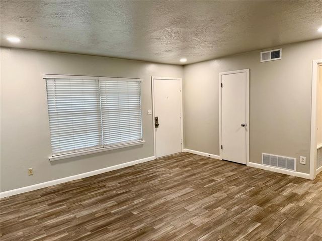 723 Barbour Avenue, Norman, OK 73069