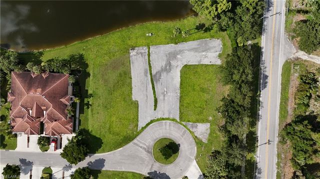 3180 Sea Trawler BEND, North Fort Myers, FL 33903