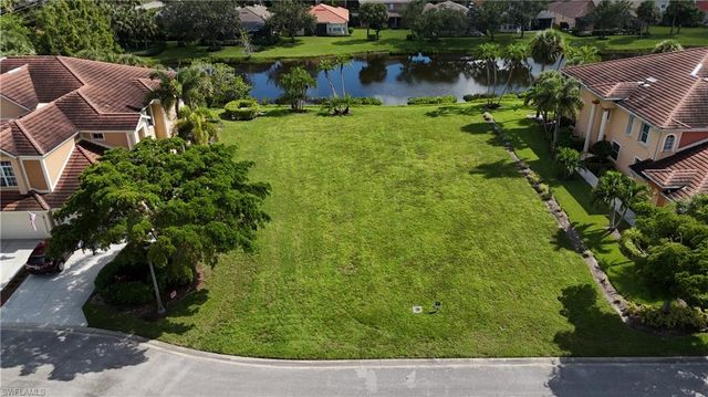 3180 Sea Trawler BEND, North Fort Myers, FL 33903