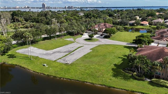 3180 Sea Trawler BEND, North Fort Myers, FL 33903