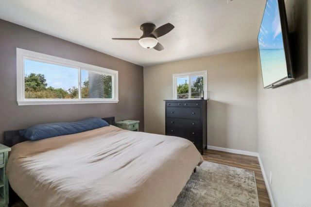 915 Crest View Dr, Vista, CA 92081