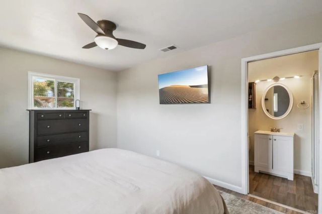 915 Crest View Dr, Vista, CA 92081