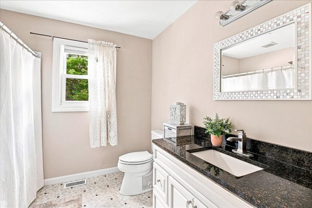 3 Charbonneau Ave, Lakeville, MA 02347
