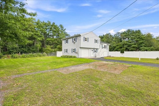 3 Charbonneau Ave, Lakeville, MA 02347