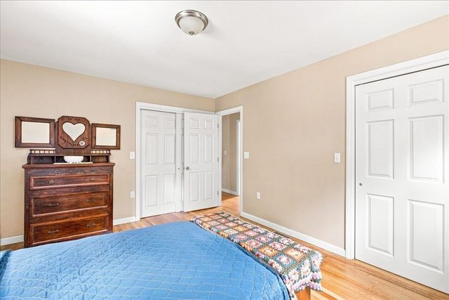 3 Charbonneau Ave, Lakeville, MA 02347