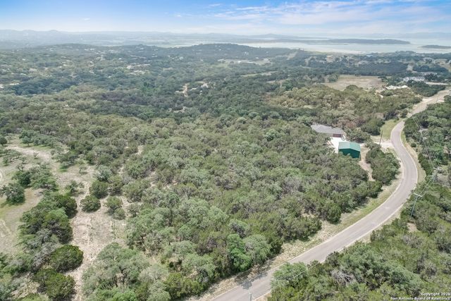 875 Country, Canyon Lake, TX 78133
