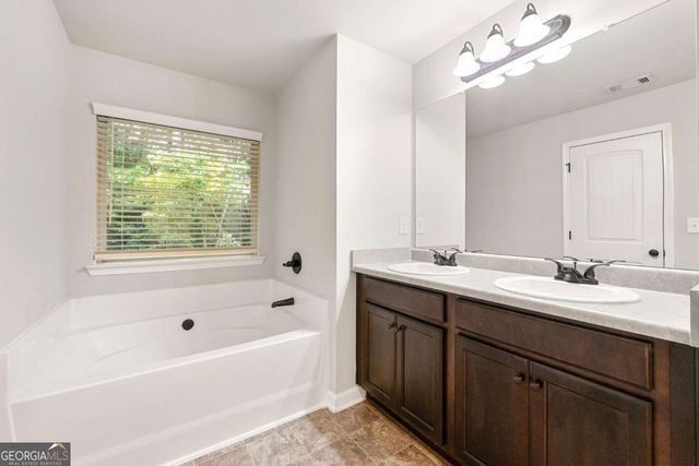 902 Creel Lane, Atlanta, GA 30349