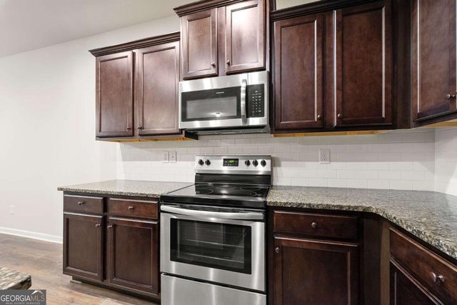 902 Creel Lane, Atlanta, GA 30349