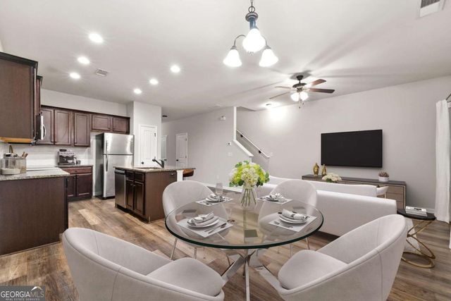 902 Creel Lane, Atlanta, GA 30349