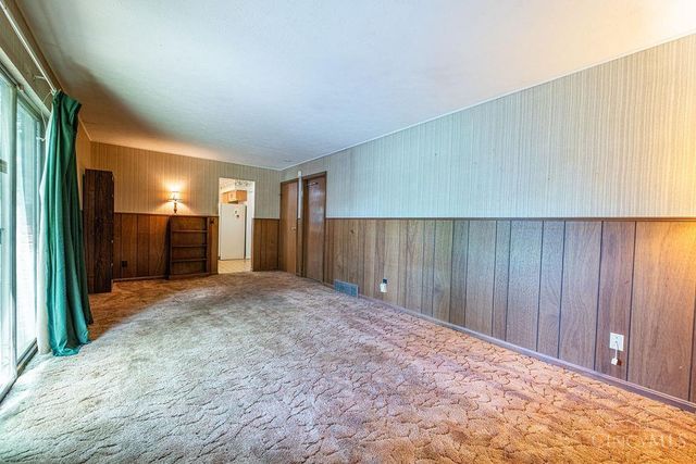 2559 Fulbourne Drive, Mt Healthy, OH 45231