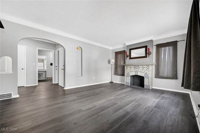 23050 Tracy Avenue, Euclid, OH 44123