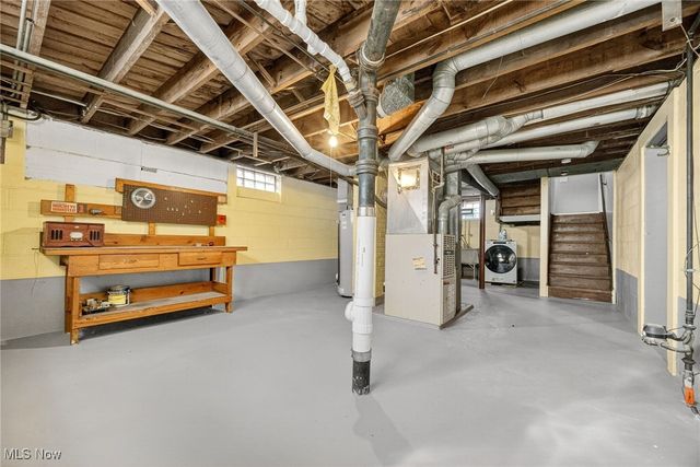 23050 Tracy Avenue, Euclid, OH 44123