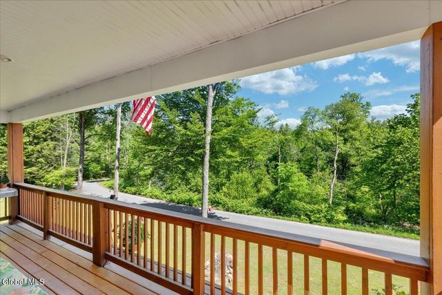 525 Crook's Grove Road, Ballston Spa, NY 12020