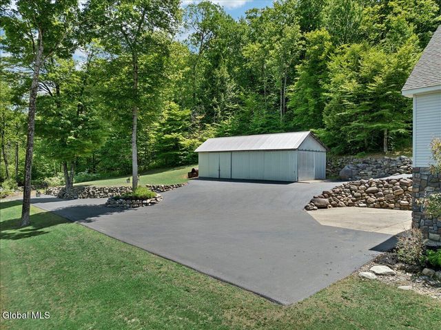 525 Crook's Grove Road, Ballston Spa, NY 12020