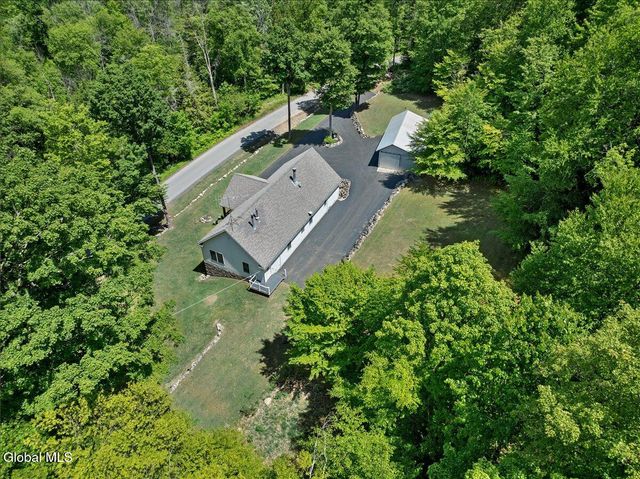 525 Crook's Grove Road, Ballston Spa, NY 12020