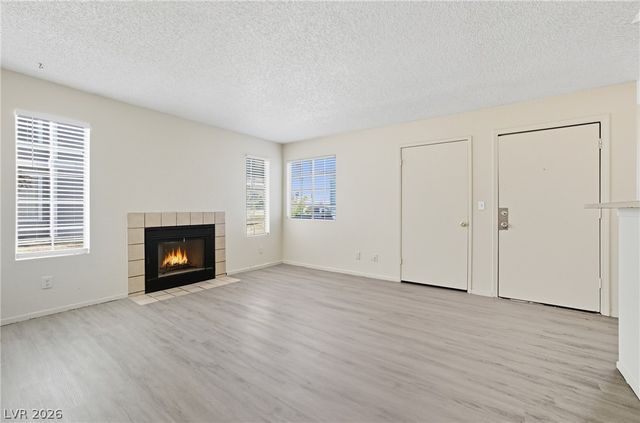 4181 Terrestrial Lane 120, Las Vegas, NV 89115