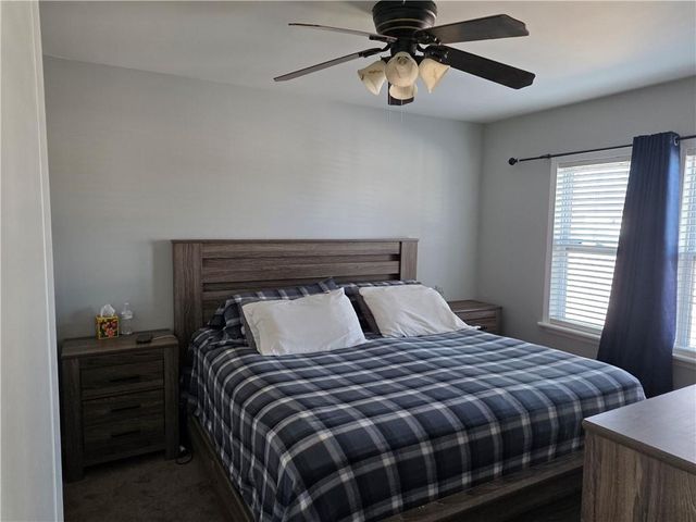 14309 E 39th Street, Independence, MO 64055