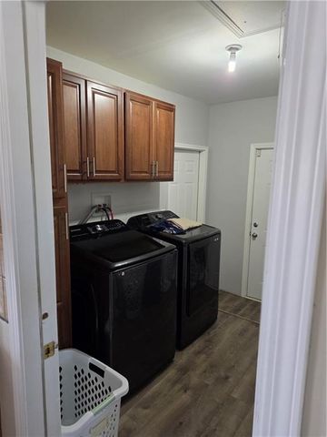 14309 E 39th Street, Independence, MO 64055