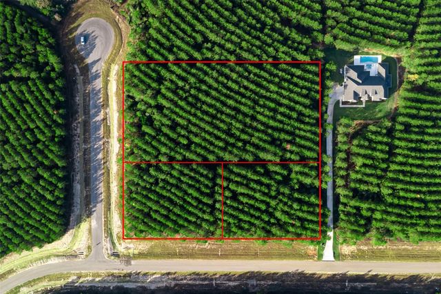 10517 Legends Road, Willis, TX 77378