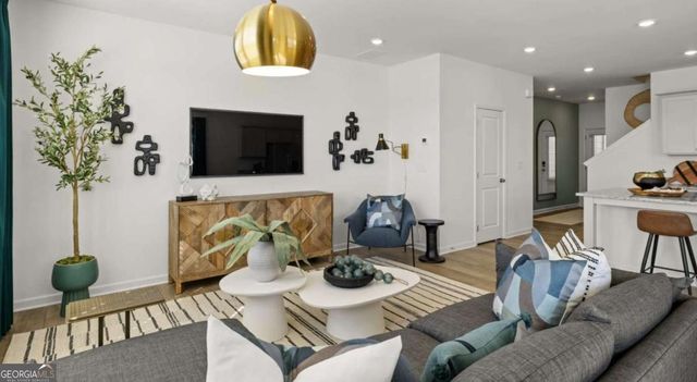 2602 Adventure Way, Doraville, GA 30360