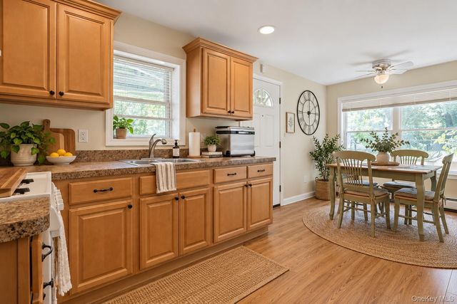 3 Five Oaks Lane, Valley Cottage, NY 10989
