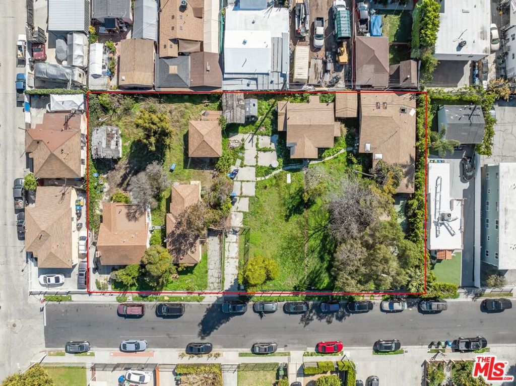 5338 Smiley Drive, Los Angeles, CA 90016