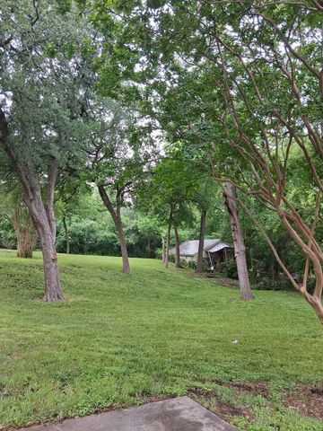 8714 Daytonia Avenue, Dallas, TX 75218
