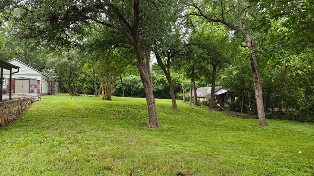 8714 Daytonia Avenue, Dallas, TX 75218