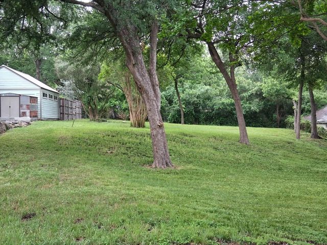 8714 Daytonia Avenue, Dallas, TX 75218