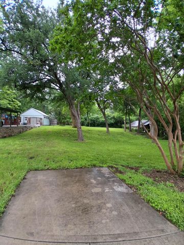 8714 Daytonia Avenue, Dallas, TX 75218