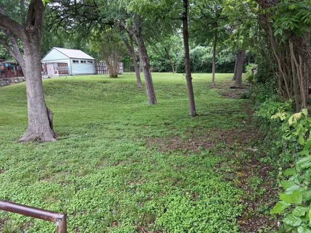 8714 Daytonia Avenue, Dallas, TX 75218