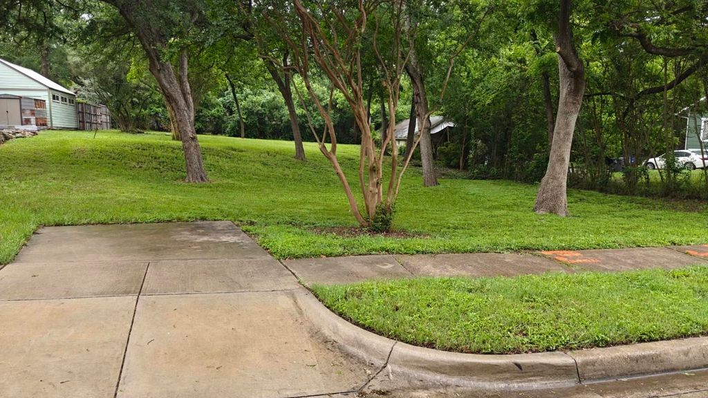 8714 Daytonia Avenue, Dallas, TX 75218