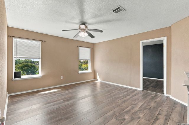 11004 Dublin Ldg, San Antonio, TX 78254