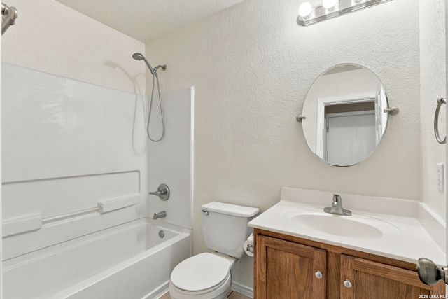 11004 Dublin Ldg, San Antonio, TX 78254
