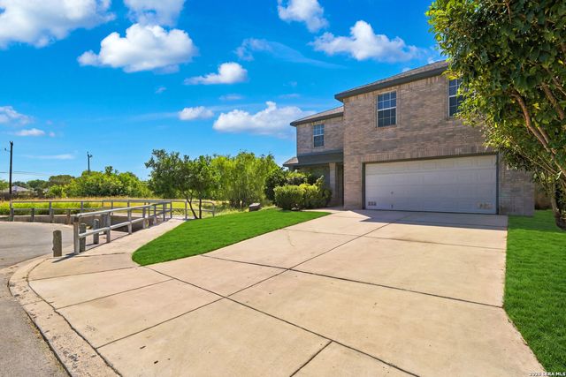 11004 Dublin Ldg, San Antonio, TX 78254
