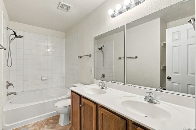 11004 Dublin Ldg, San Antonio, TX 78254