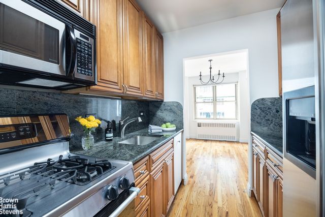 415 E 52ND Street 6MC, New York City, NY 10022