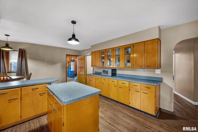 1704 SHORT Drive, Pekin, IL 61554