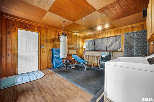 1704 SHORT Drive, Pekin, IL 61554