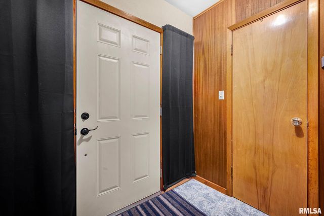 1704 SHORT Drive, Pekin, IL 61554