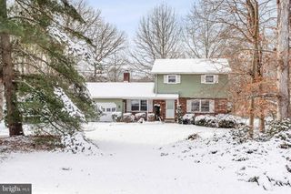 11 COLONIAL CIR, North East, MD 21901