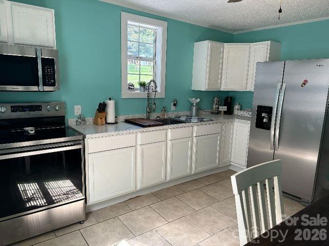 48 Circle Lane, Marion, NC 28752