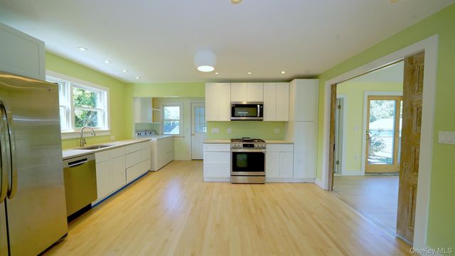 412 Atlantic Avenue, Greenport, NY 11944