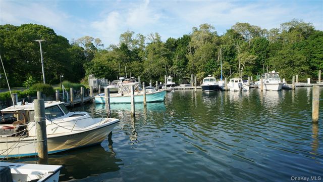 412 Atlantic Avenue, Greenport, NY 11944