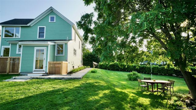 412 Atlantic Avenue, Greenport, NY 11944