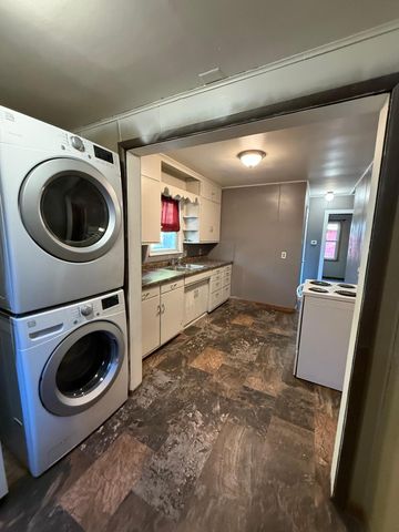 844 Cedar Avenue, Westbrook, MN 56183