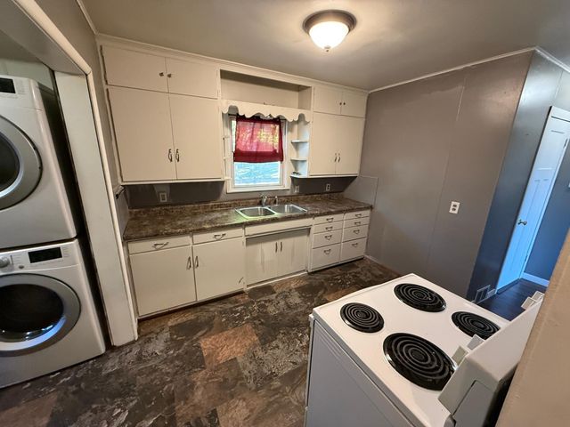 844 Cedar Avenue, Westbrook, MN 56183