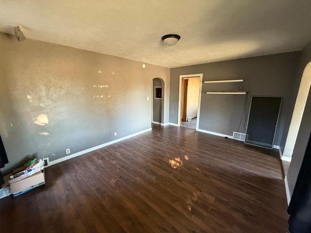 844 Cedar Avenue, Westbrook, MN 56183